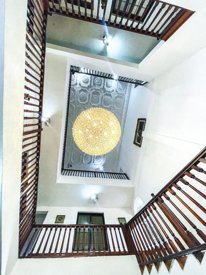 Hill View Hotel Mccarthy Hills Botianaw Екстериор снимка