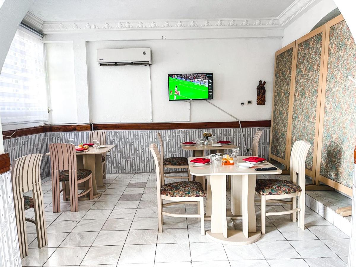 Hill View Hotel Mccarthy Hills Botianaw Екстериор снимка